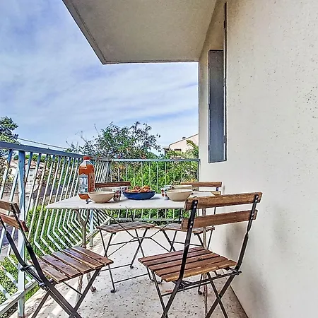 Apartment La Siesta By Interhome